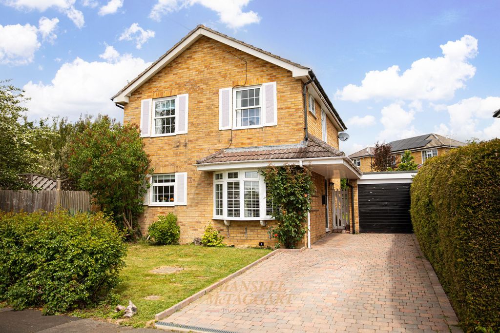 Property photo 1 of 24