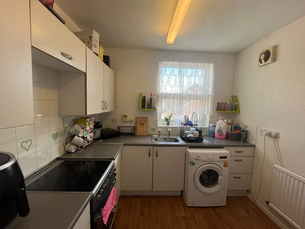 Property photo 3 of 9 Img_8747