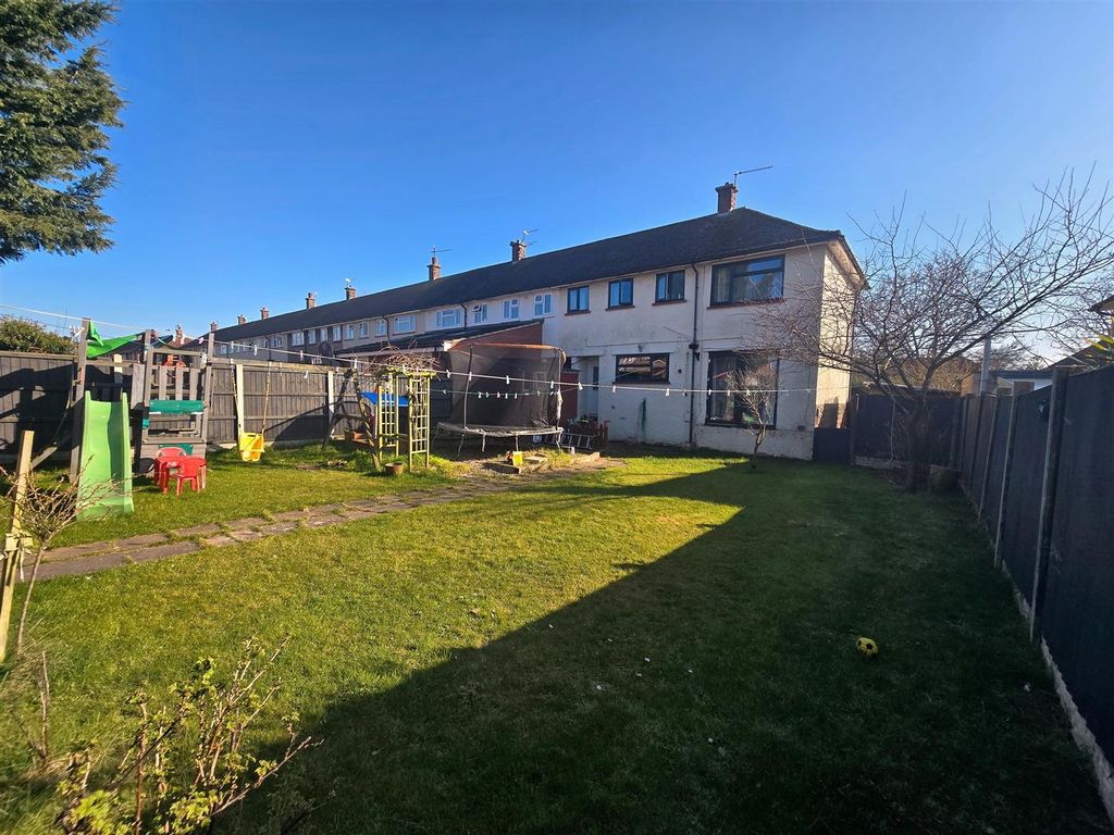 Property photo 1 of 10 Rear