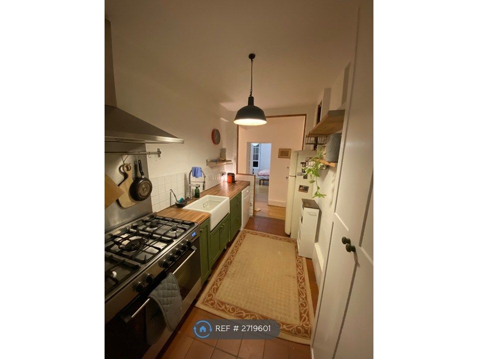 Property photo 1 of 30