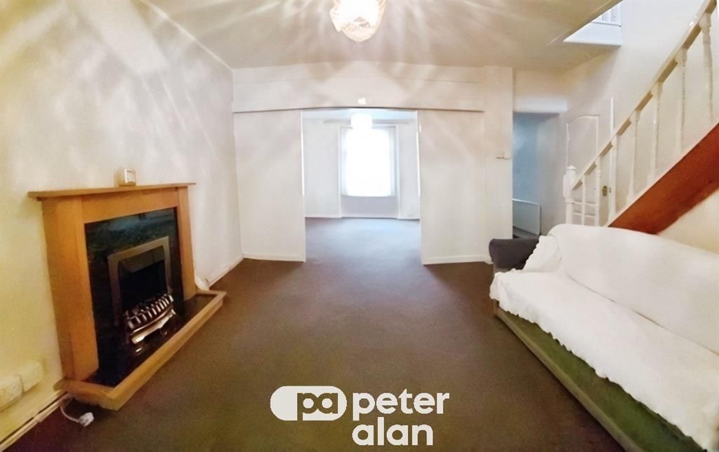 Property photo 2 of 14 Balcony