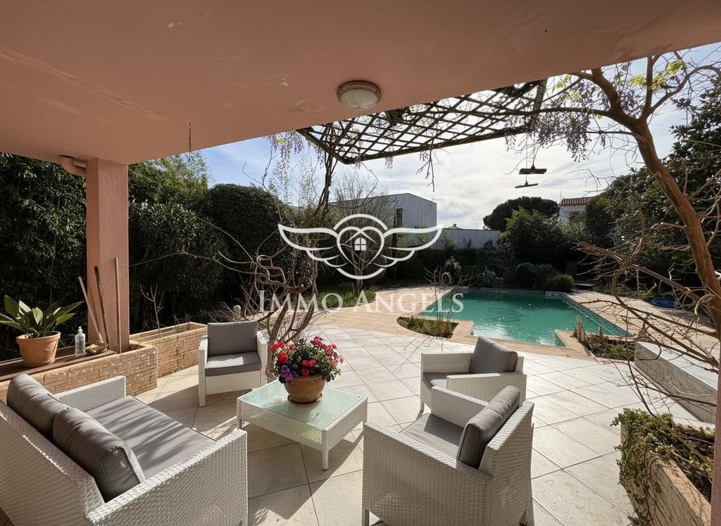 Property photo 1 of 24 Juvignac District La Plaine, Villa Of 209 m² With Pool And G
