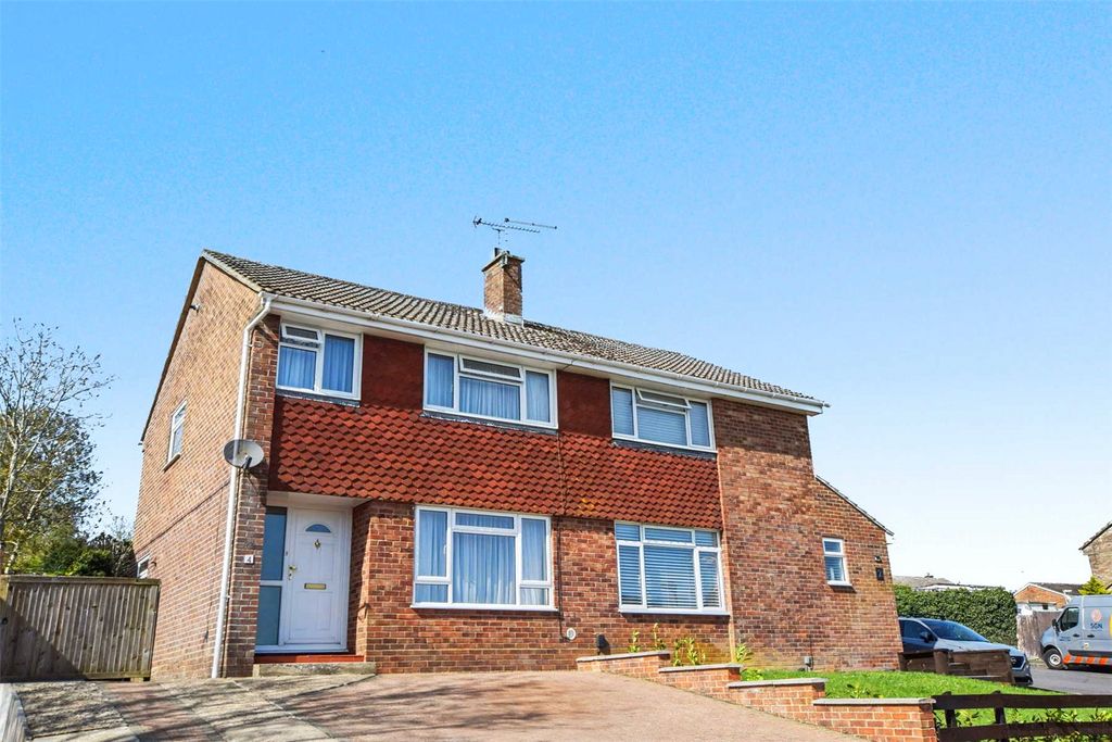 Property photo 1 of 14 Picture No. 12