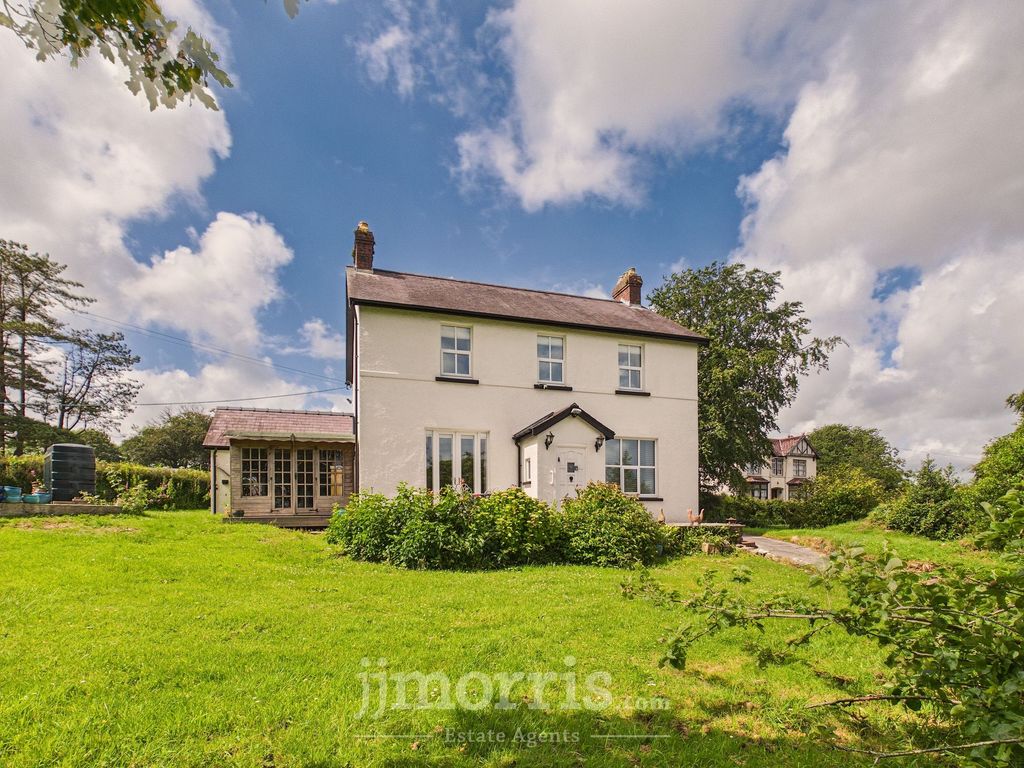 Property photo 1 of 42 1