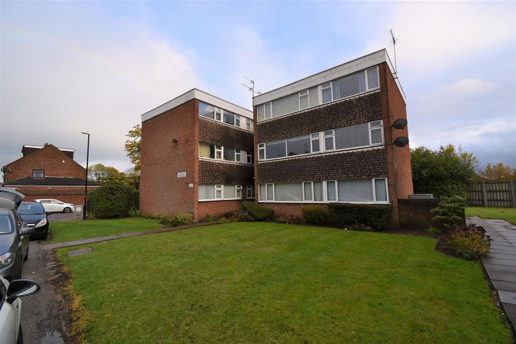 Property photo 1 of 10