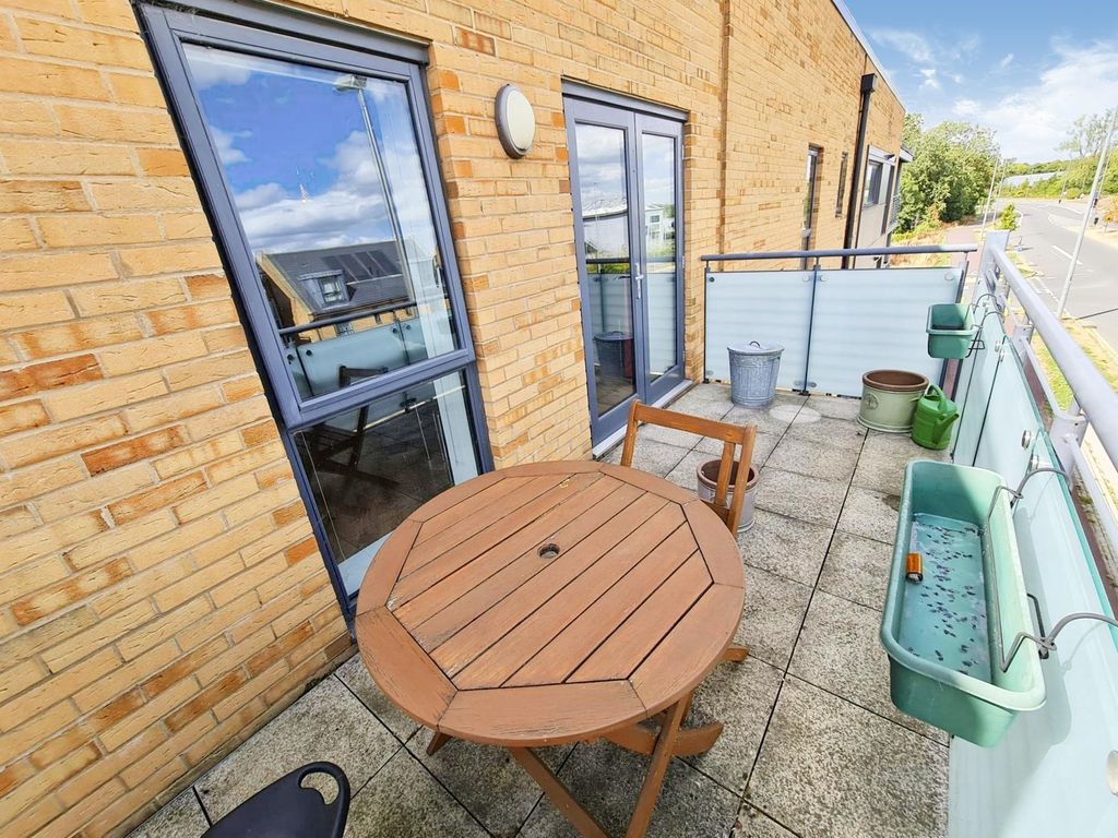 Property photo 3 of 14 Photo #3