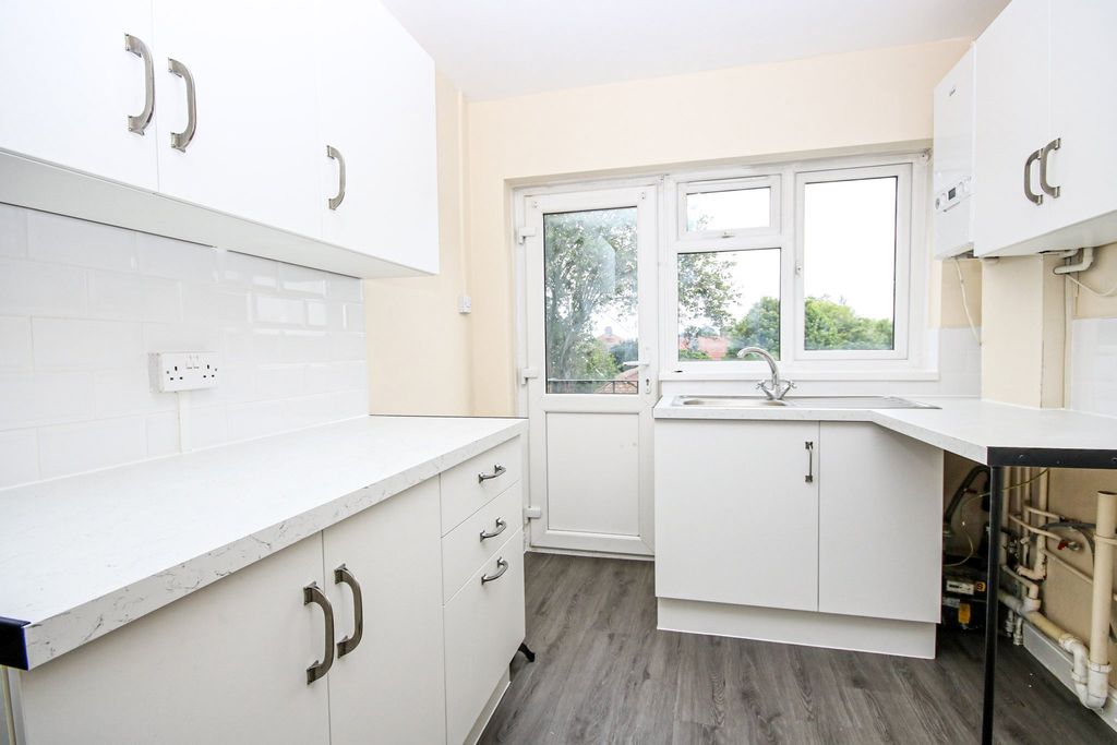 Property photo 2 of 10 4-Img_4078