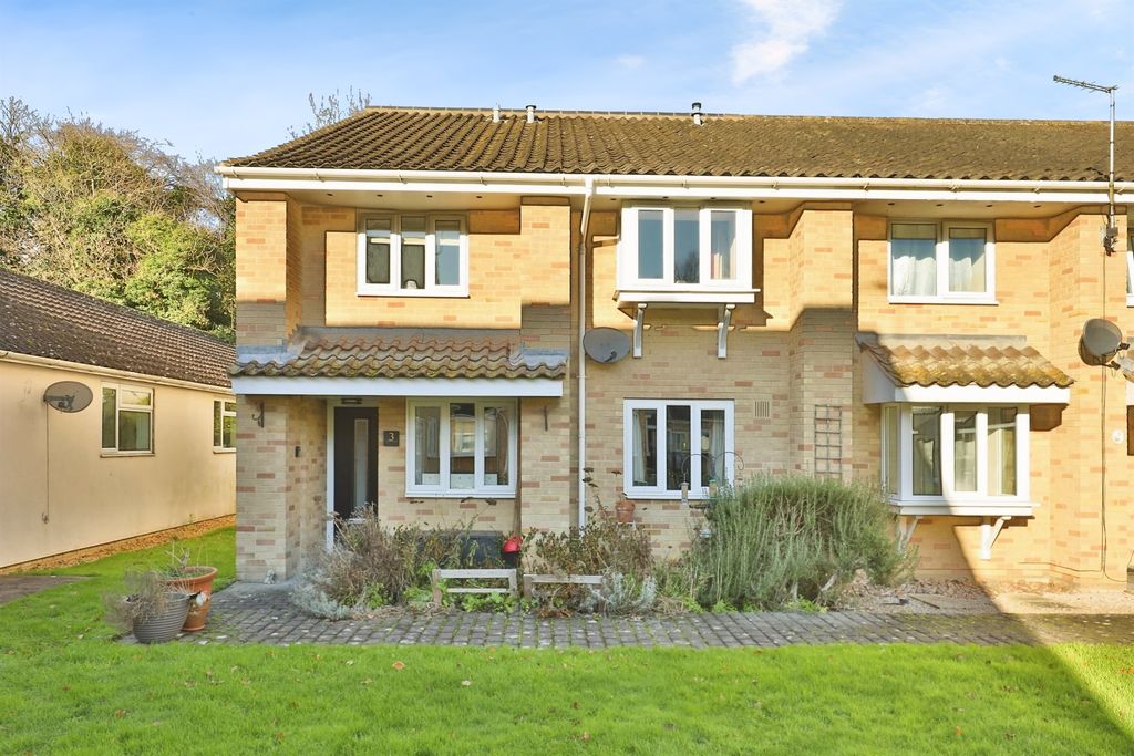 Property photo 1 of 16