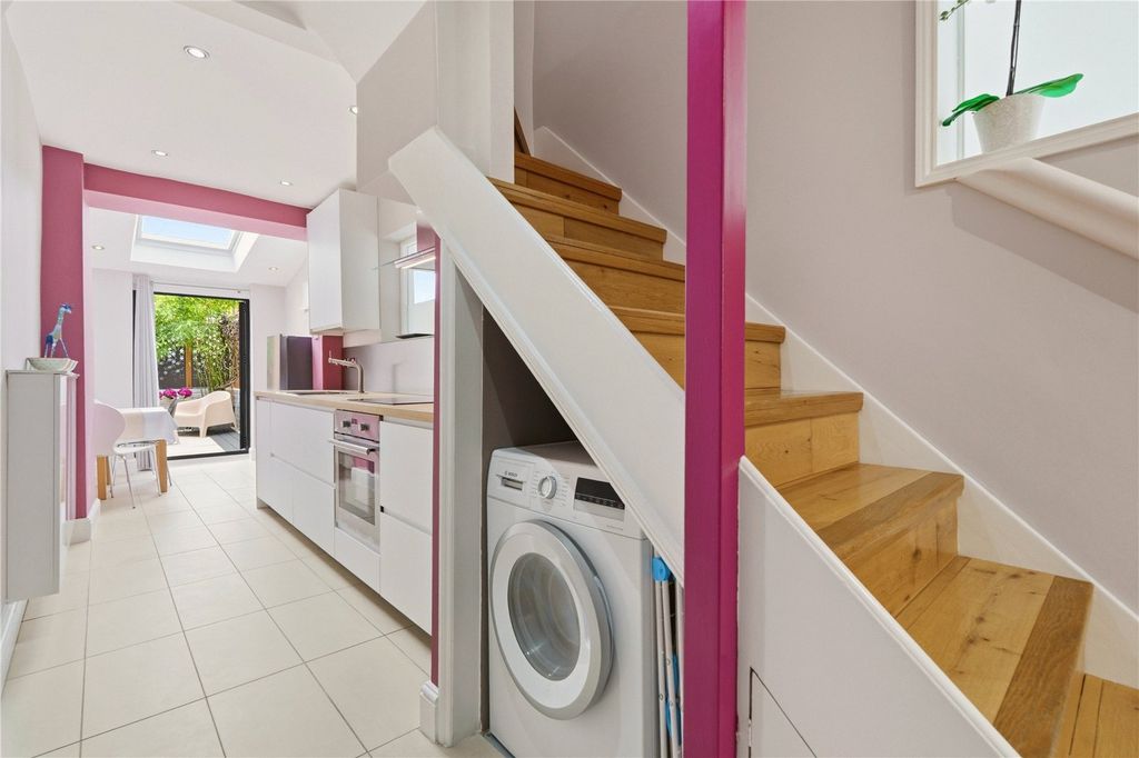 Property photo 3 of 11 Picture No. 35