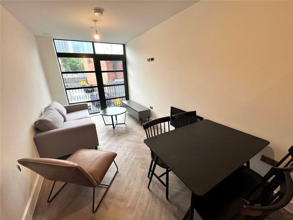 Property photo 1 of 7 Picture No. 06