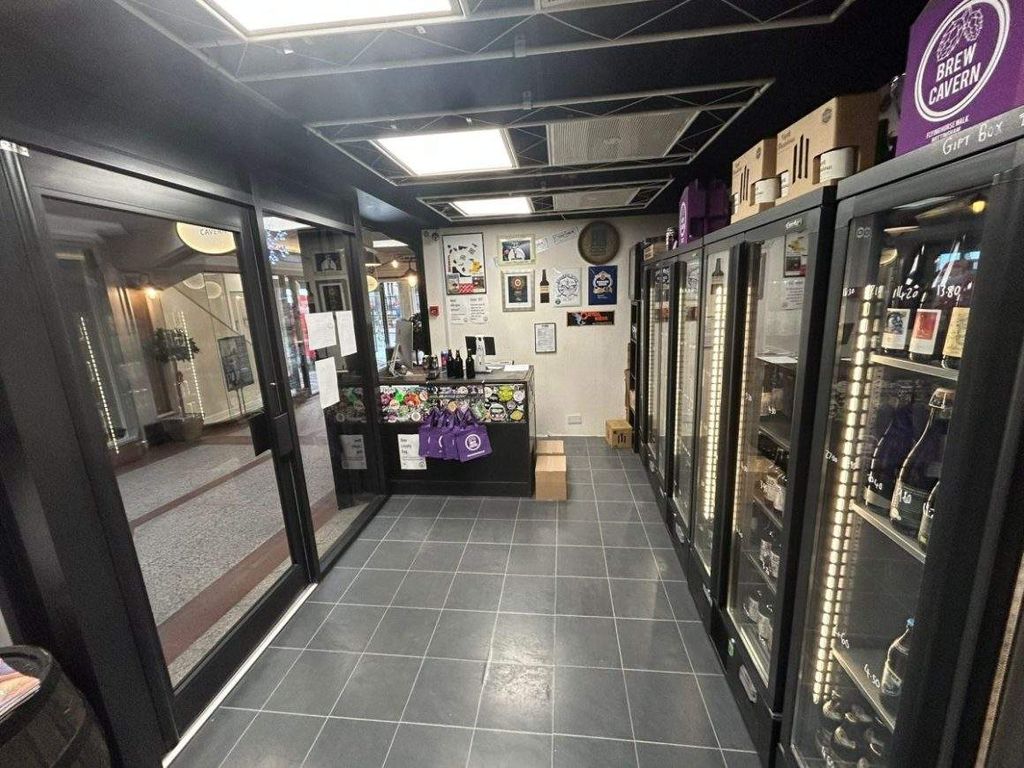 Property photo 2 of 3