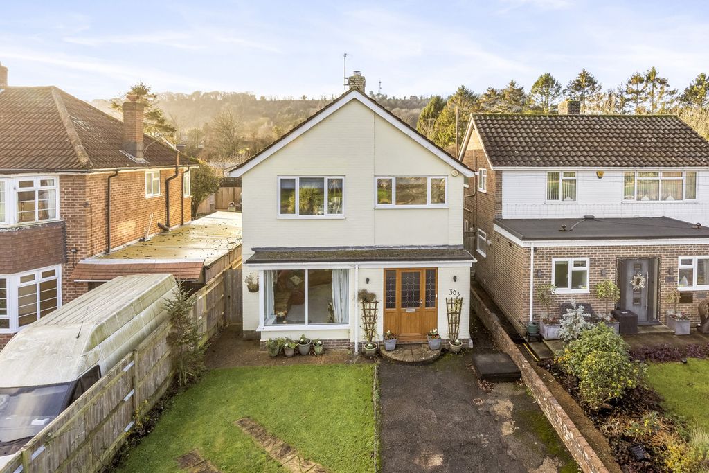 Property photo 1 of 23