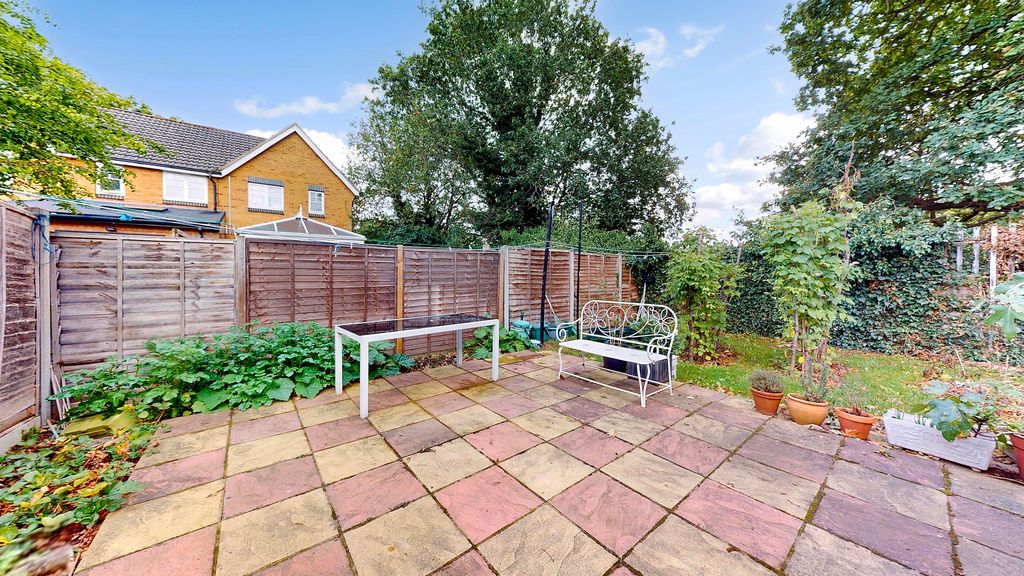 Property photo 3 of 14