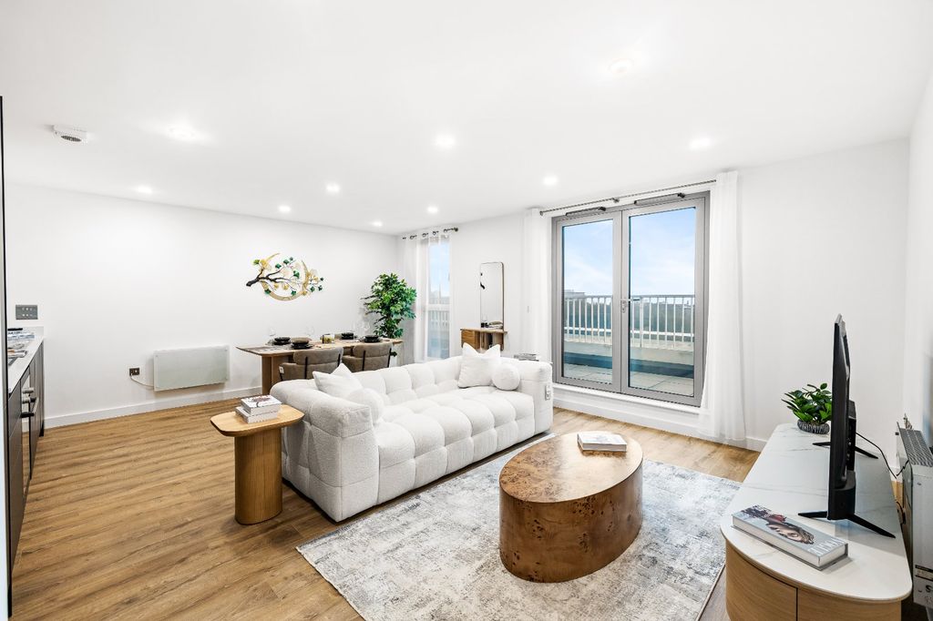 Property photo 1 of 15 Picture No. 17