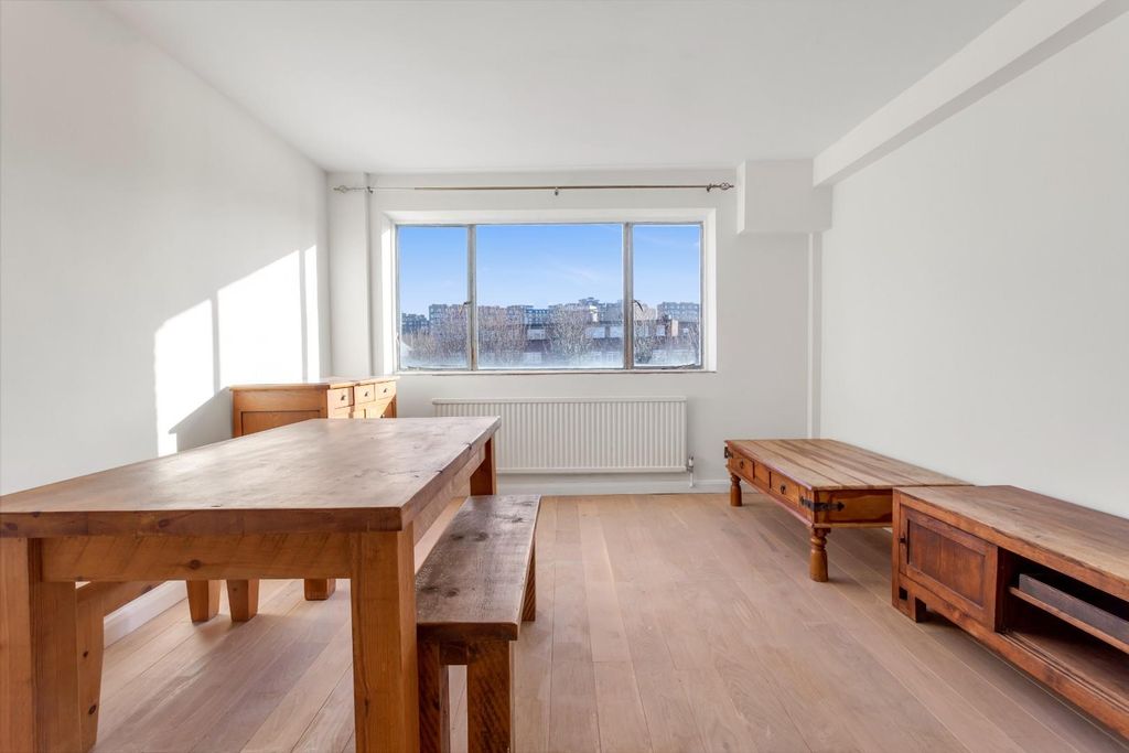 Property photo 3 of 13 Img_5098.Jpg