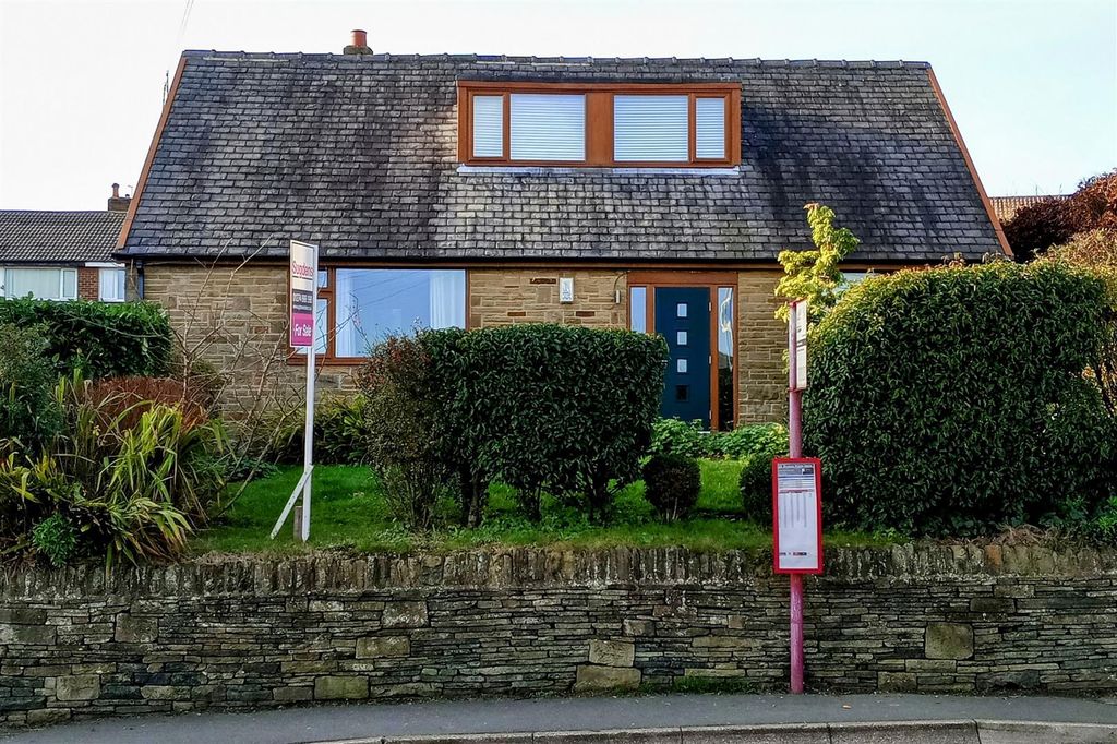 Property photo 1 of 37