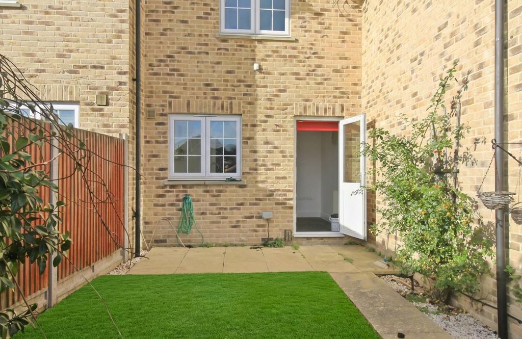 Property photo 2 of 11 Image Paul 2.Png