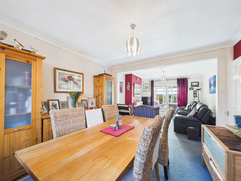 Property photo 3 of 18 Cam04789G0-Pr0051-Still007