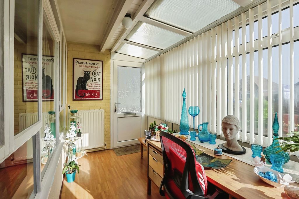 Property photo 3 of 23 Pbox-Img.Jpg