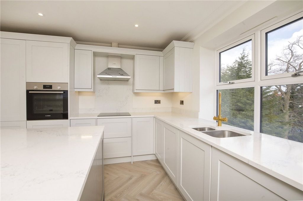 Property photo 2 of 17 Picture No. 05