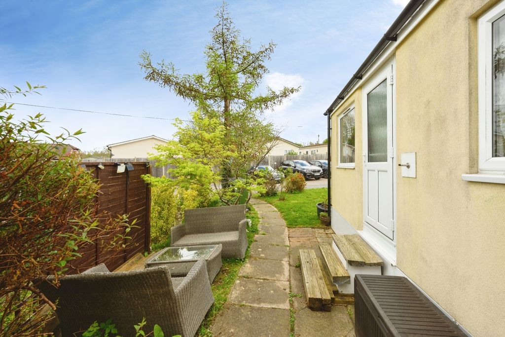 Property photo 3 of 10 Picture No. 23