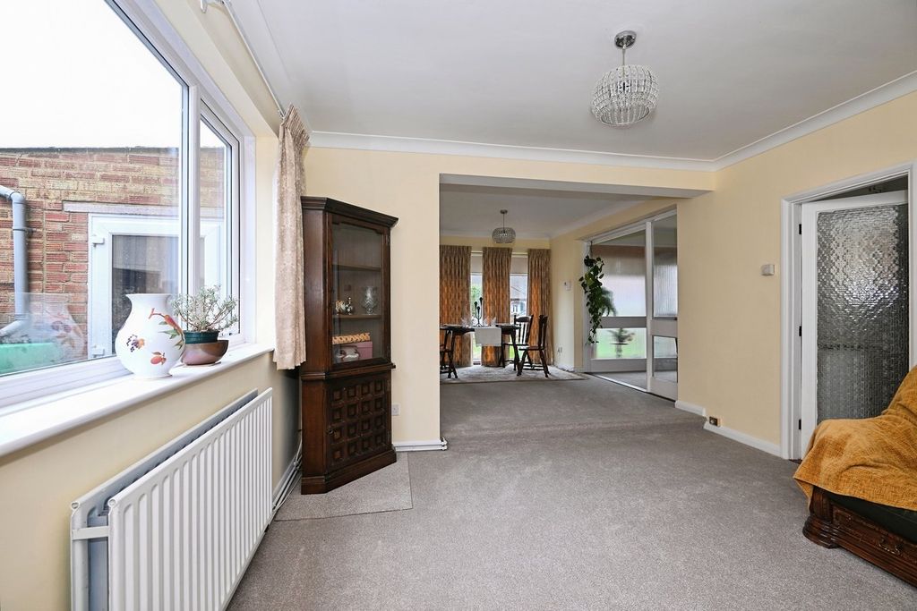 Property photo 3 of 20