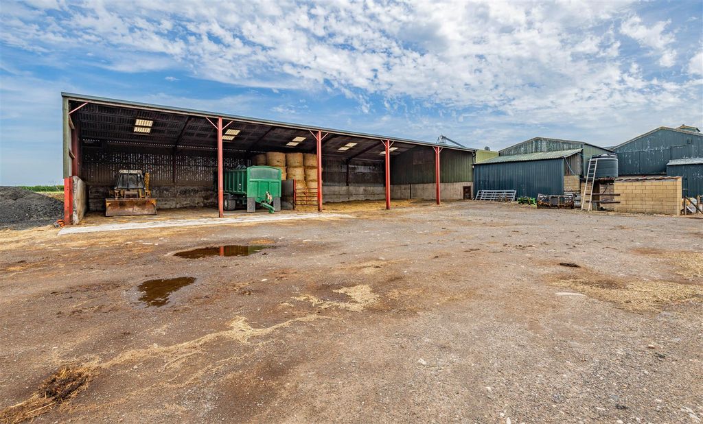 Additional image 37 of 6 bed farmhouse for saleLot 1 - Hill Court Farm, Pershore, Worcestershire WR10