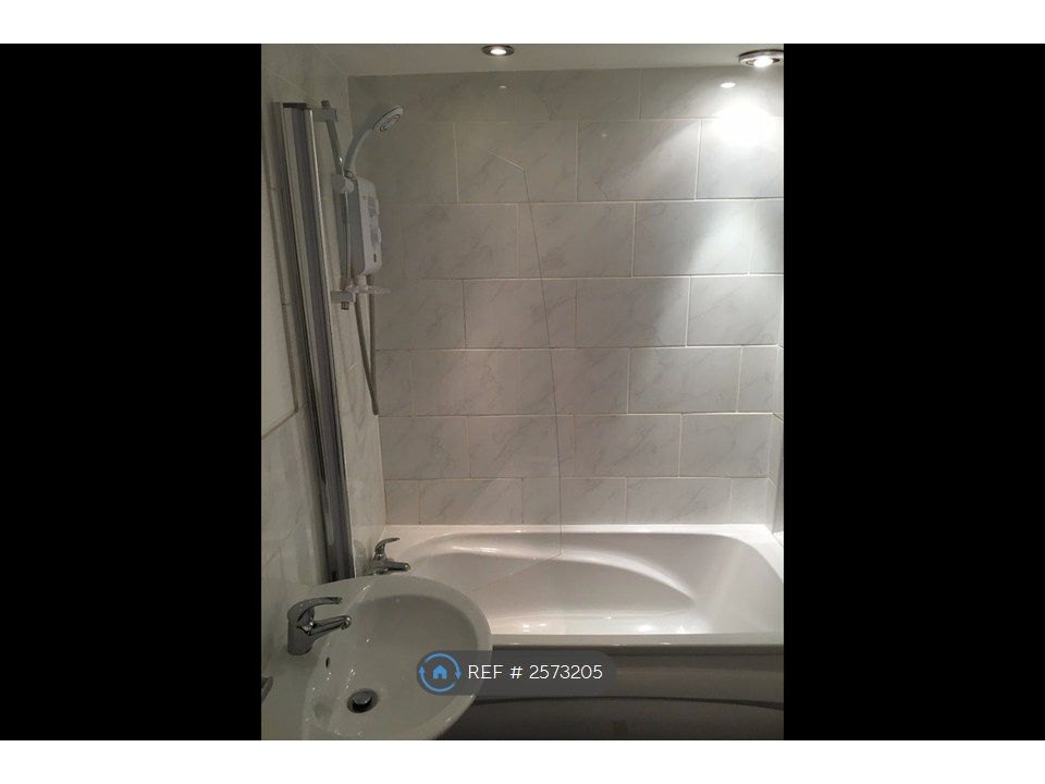 Property photo 3 of 3