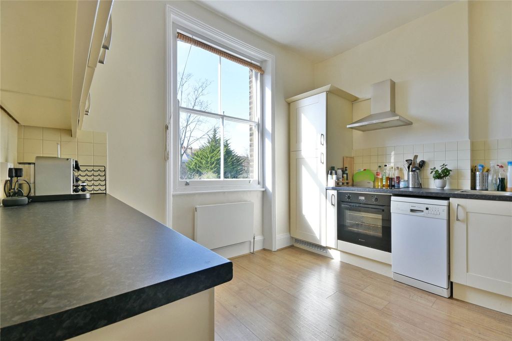 Property photo 3 of 12 Picture No. 45