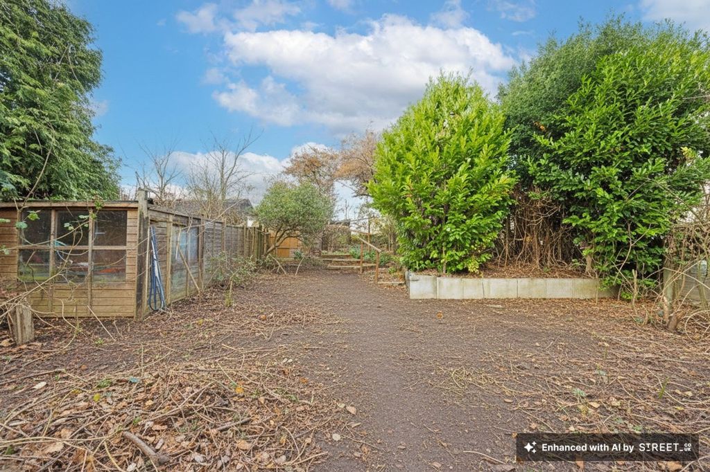 Property photo 2 of 24