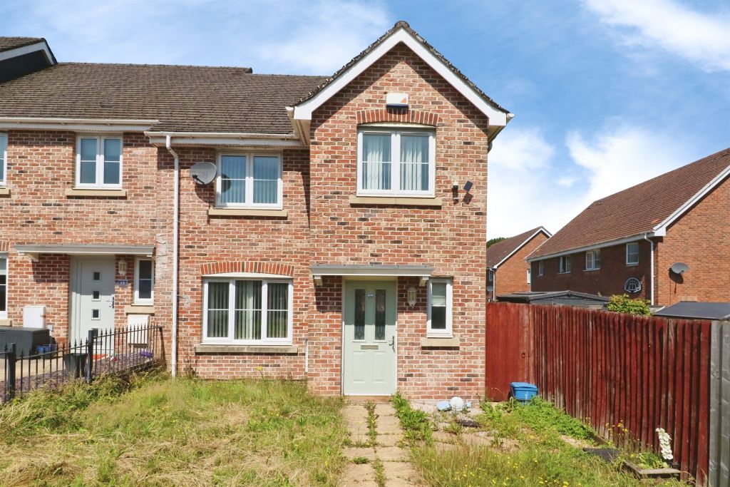 Property photo 1 of 18