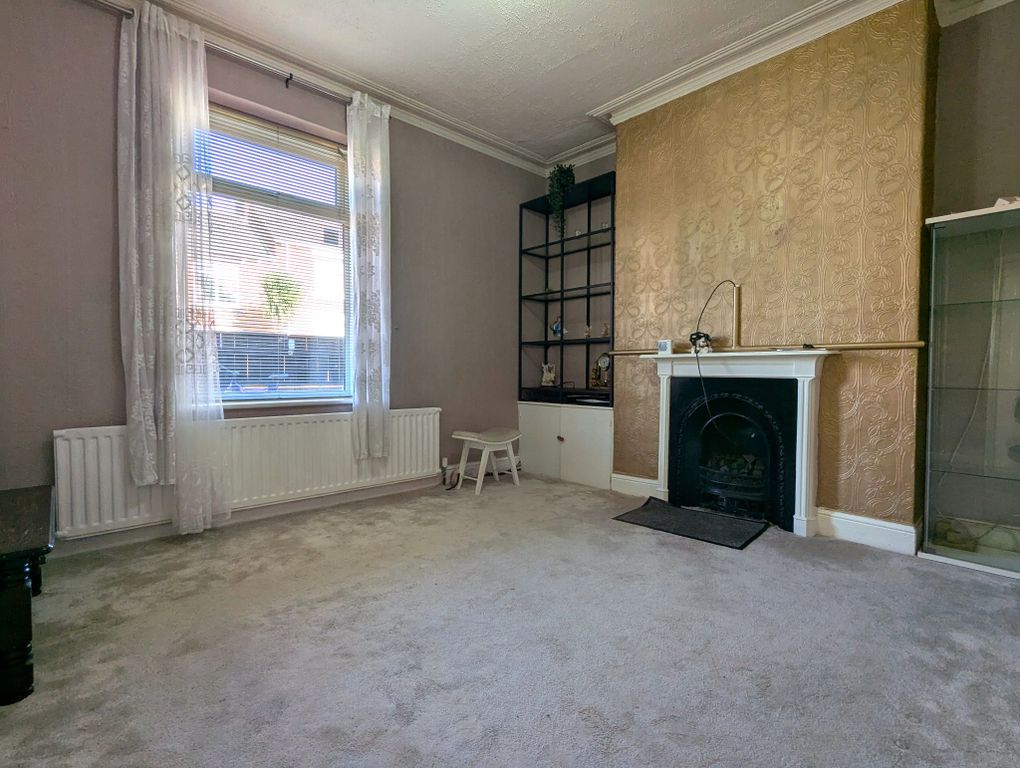 Property photo 2 of 20 Photograph 1