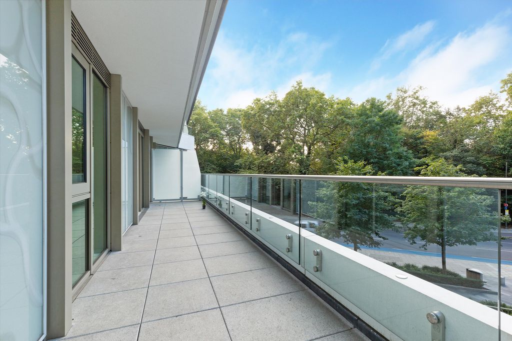 Property photo 3 of 12 Image