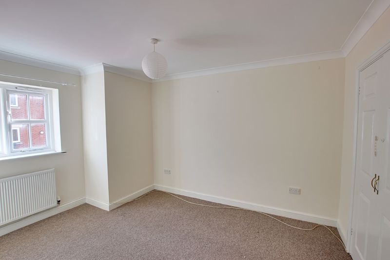 Property photo 3 of 5 Photo 3