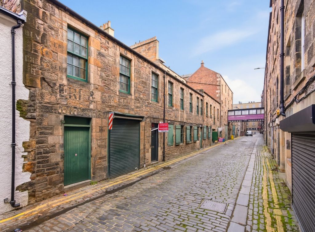 Additional image 21 of 2 bed flat for sale46 Thistle Street South West Lane, New Town, Edinburgh EH2