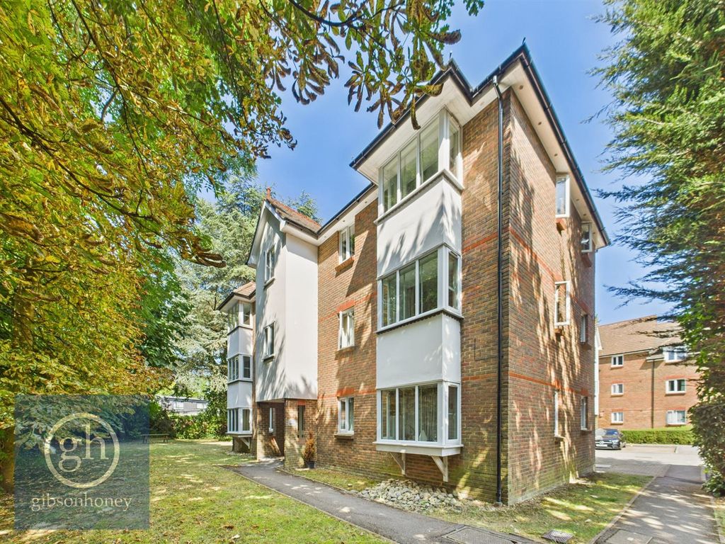 Property photo 1 of 6 Cam05080G0-Pr0156-Still016.Jpg