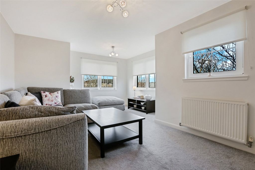 Property photo 2 of 14 Picture No. 08