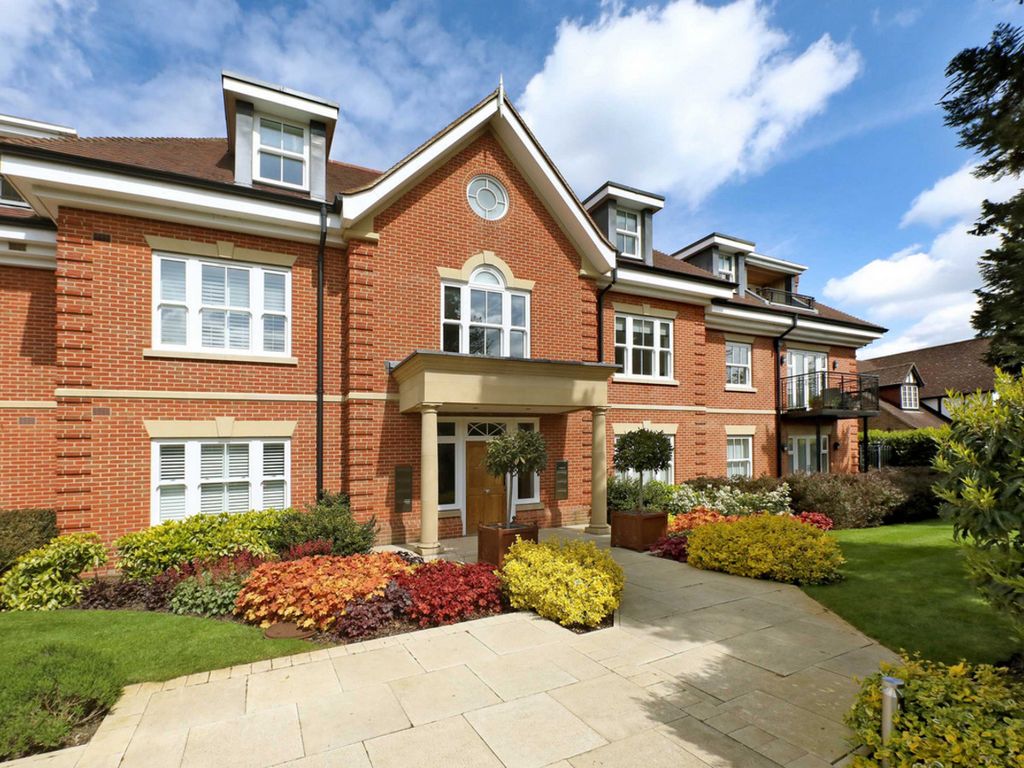 Property photo 2 of 20