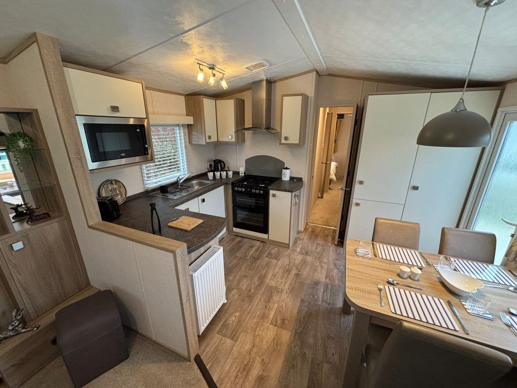 Property photo 3 of 4 Carnaby Oakdale 2 Bedroom Holiday Home