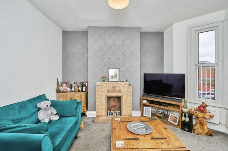 Property photo 2 of 15