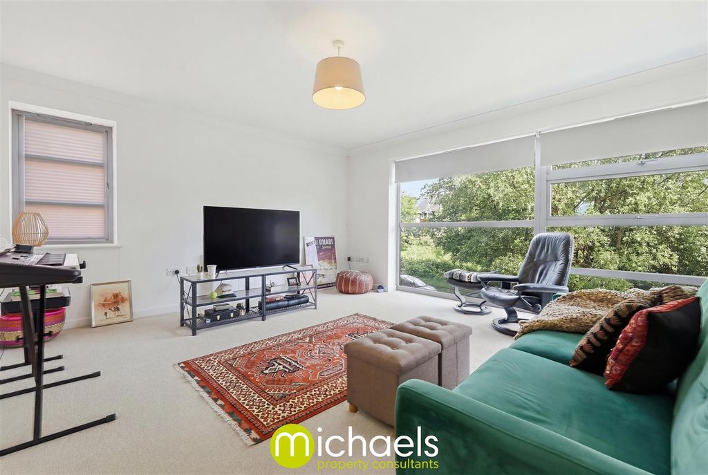 Property photo 3 of 12 3.Jpg