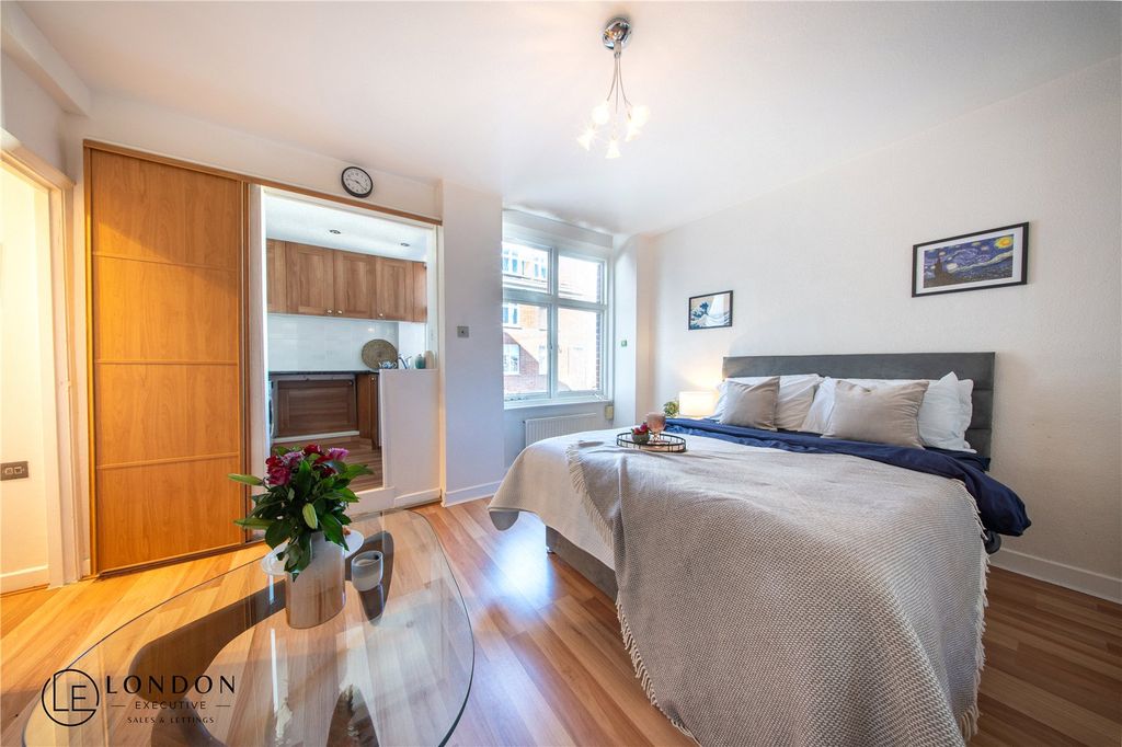 Property photo 2 of 14 Bedroom