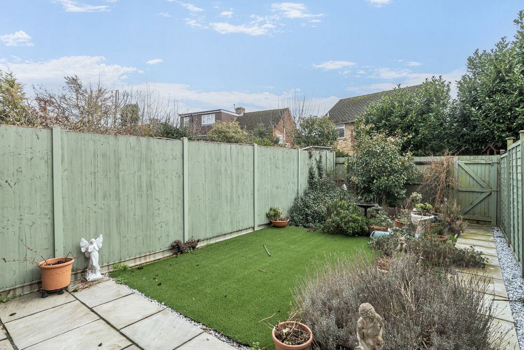 Property photo 2 of 14 1402815-1-69777B5...