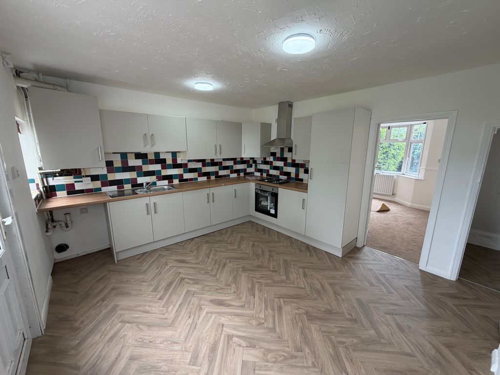 Property photo 2 of 7 Img_1884