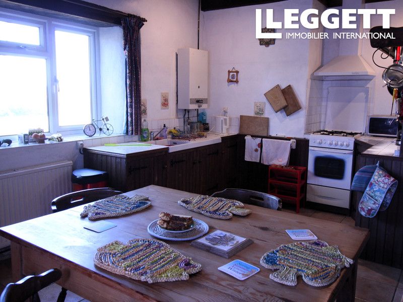 Property photo 3 of 10