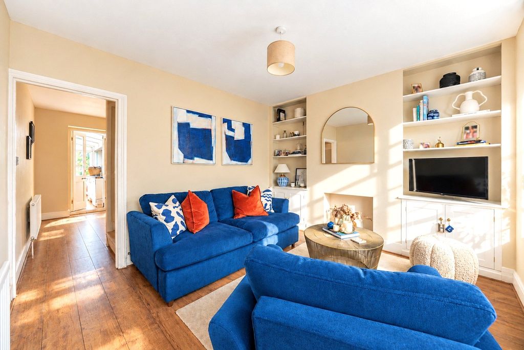 Property photo 2 of 14 Picture No. 04