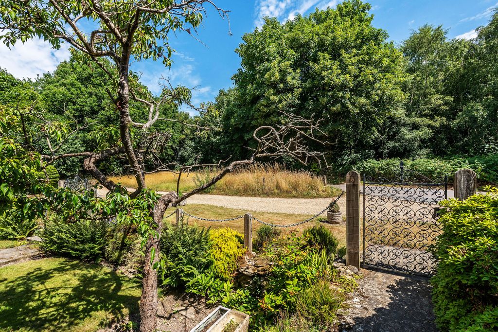 Additional image 16 of 4 bed detached house for saleTrevereux Hill, Limpsfield Chart, Oxted, Surrey RH8