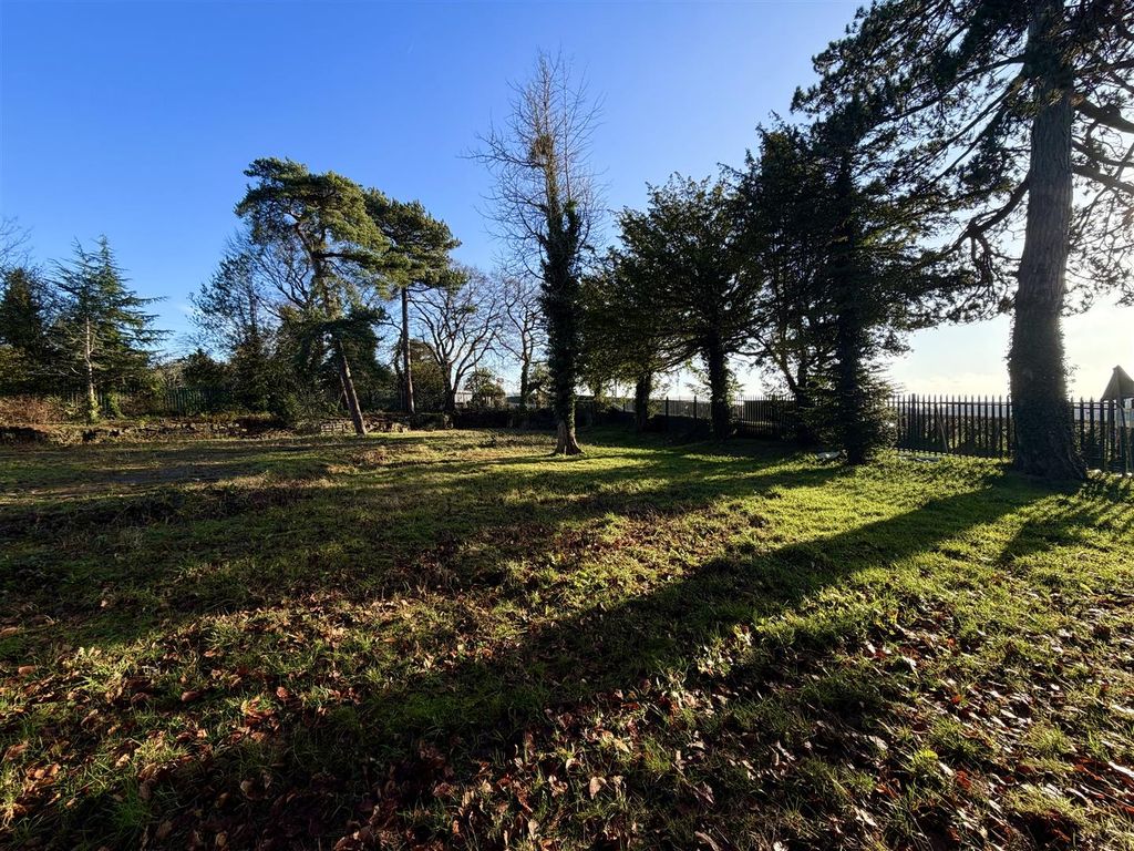 Property photo 2 of 8 Site Image