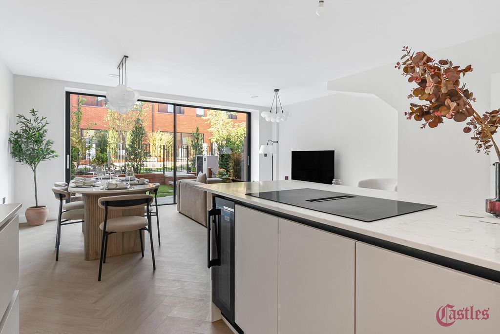 Property photo 1 of 13 Kitchen