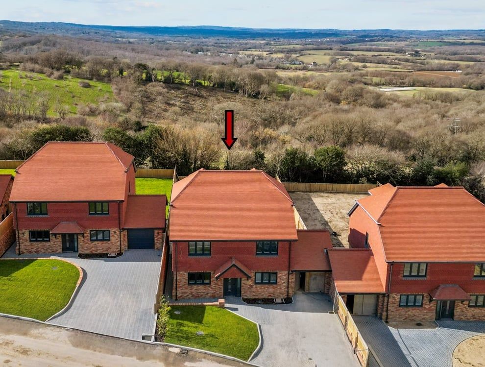 Property photo 1 of 19